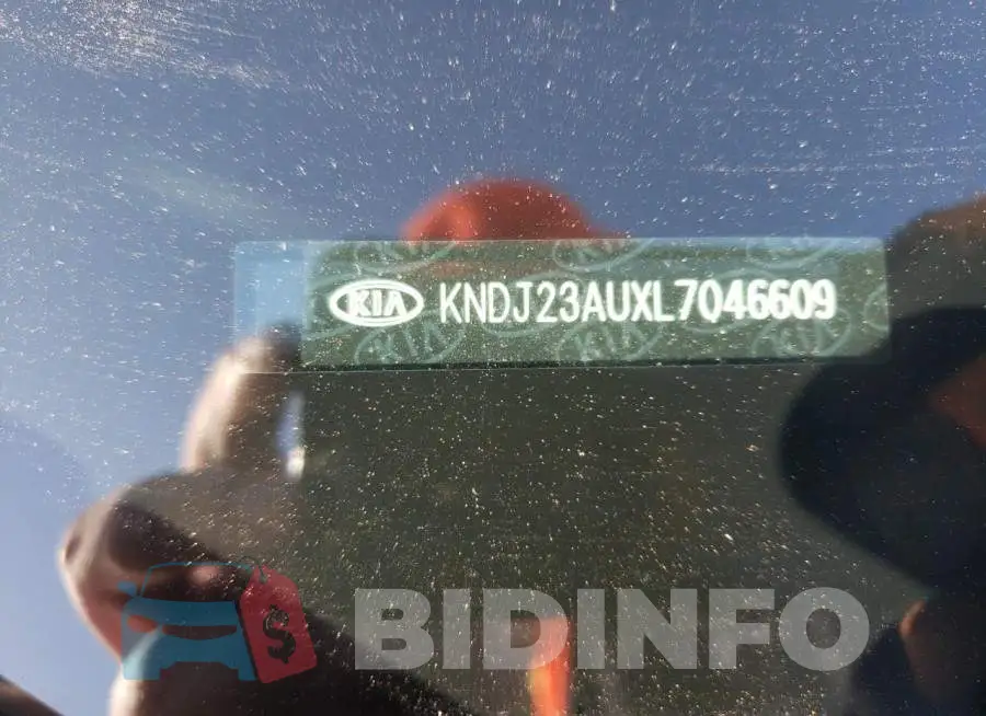 KNDJ23AUXL7046609 Photo# 13