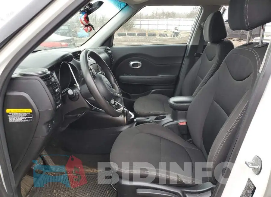 KNDJN2A2XH7436875 Photo# 7