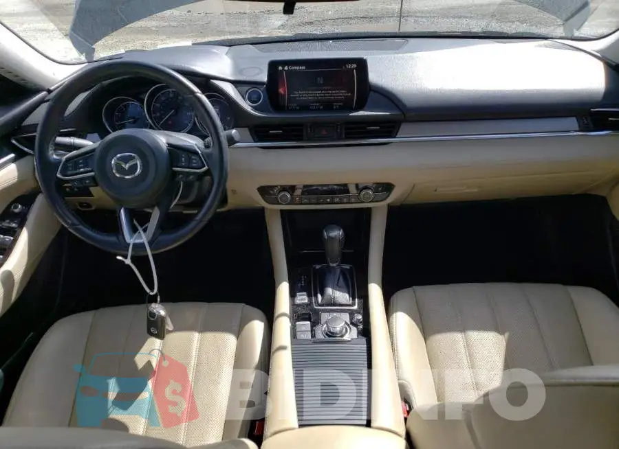 JM1GL1VMXM1605425 Photo# 8