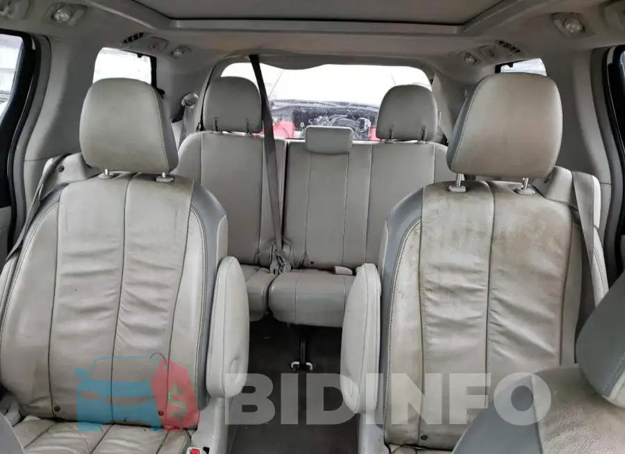 5TDYK3DC9ES483818 Photo# 10