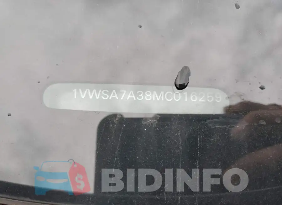 1VWSA7A38MC016259 Photo# 13
