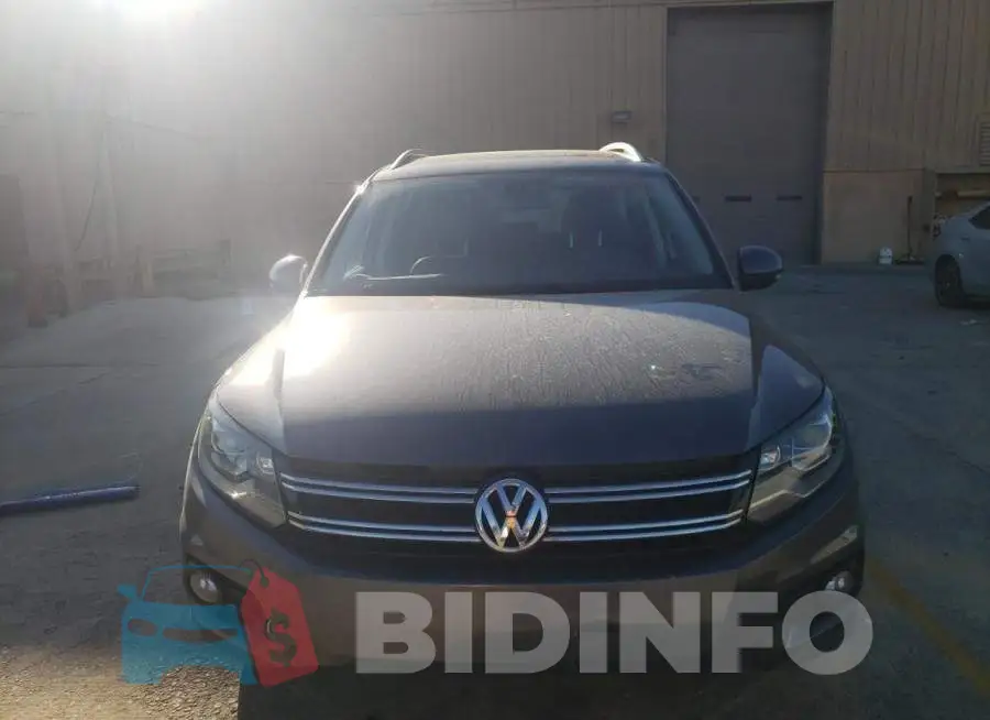WVGAV7AX7GW542306 Photo# 5