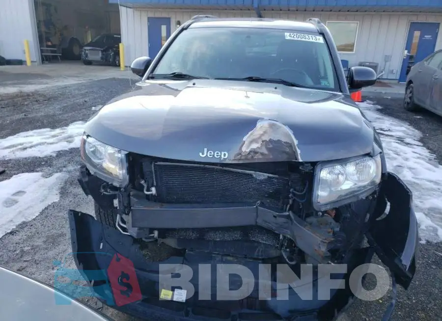1C4NJDEBXGD614108 Photo# 5
