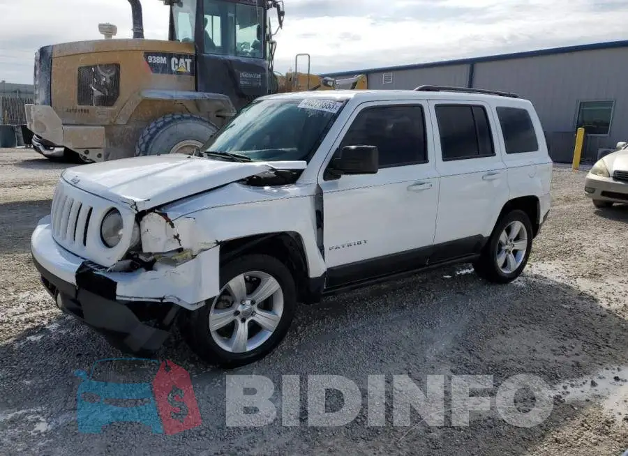 1C4NJPFB1ED864768 Photo# 1