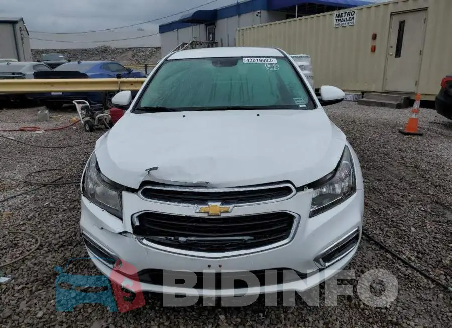 1G1PC5SB3F7143776 Photo# 5