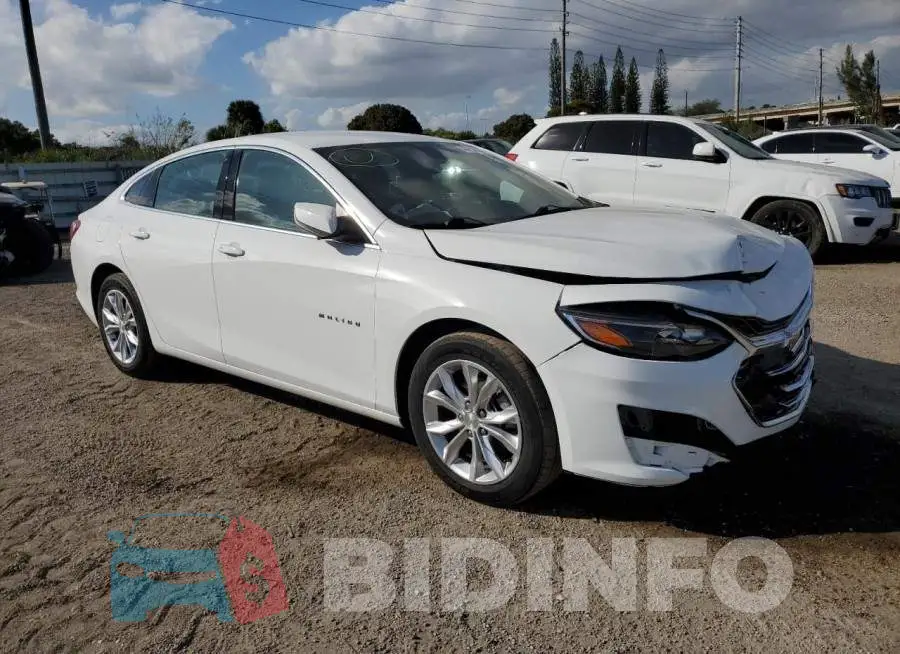 1G1ZD5ST8KF117656 Photo# 4