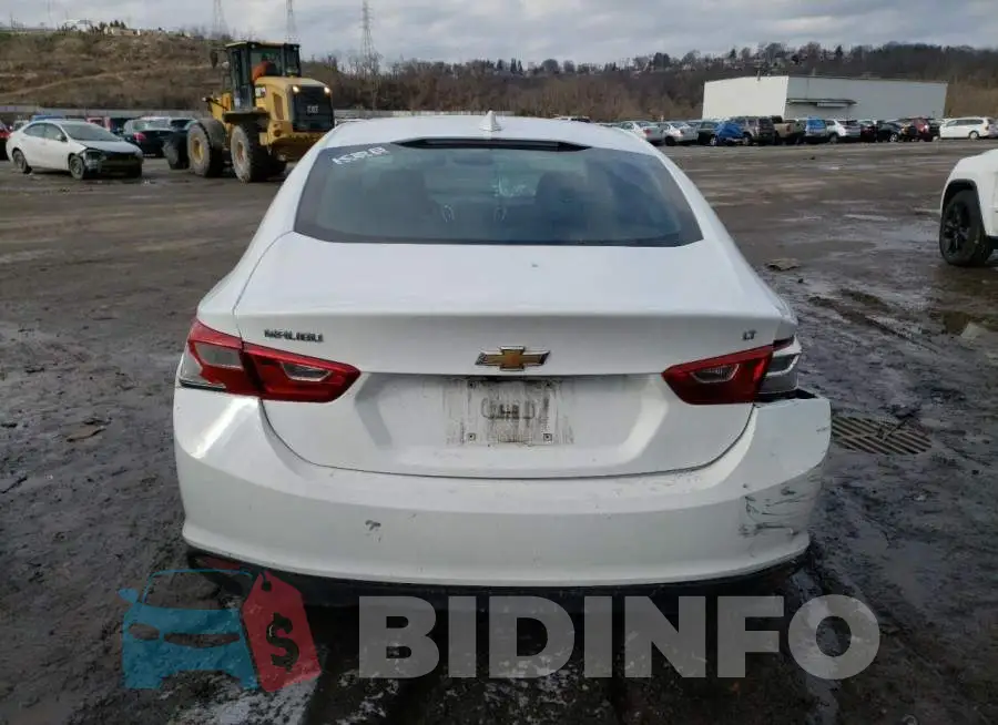 1G1ZD5ST9JF278029 Photo# 6