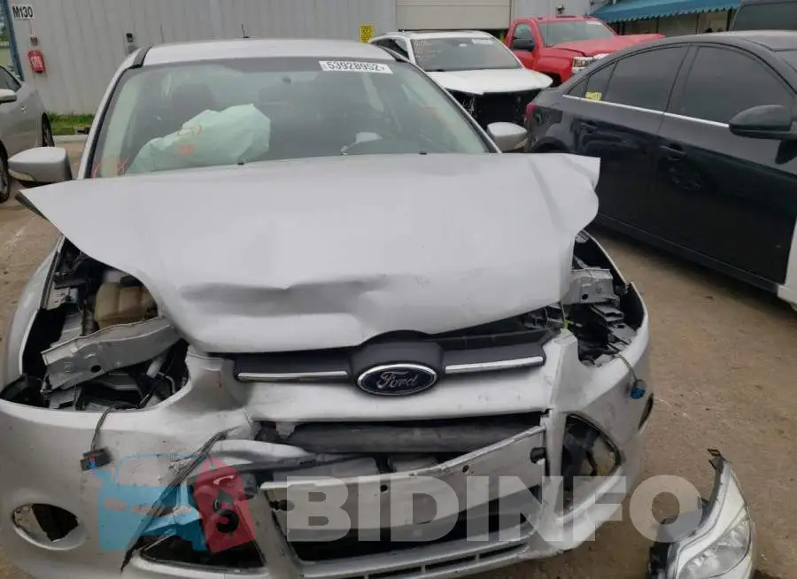 1FADP3F20EL274897 Photo# 9
