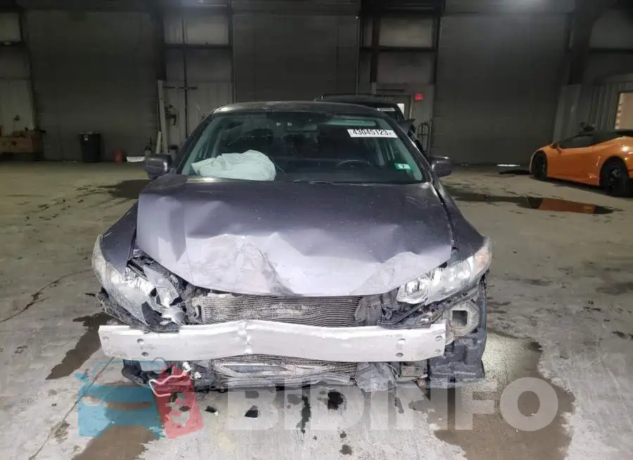 19XFB2F72FE015216 Photo# 5