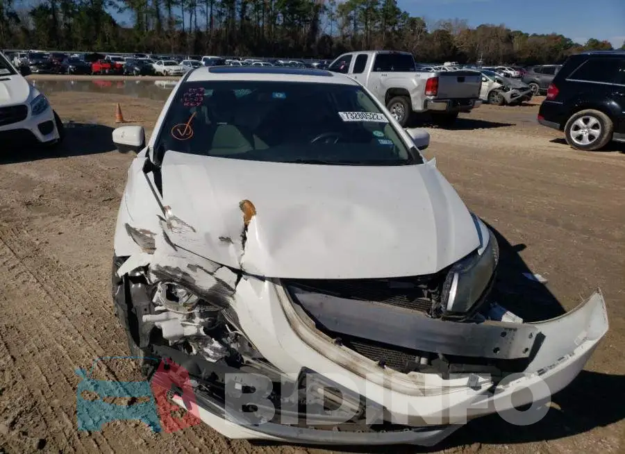 19XFB2F89FE005940 Photo# 5
