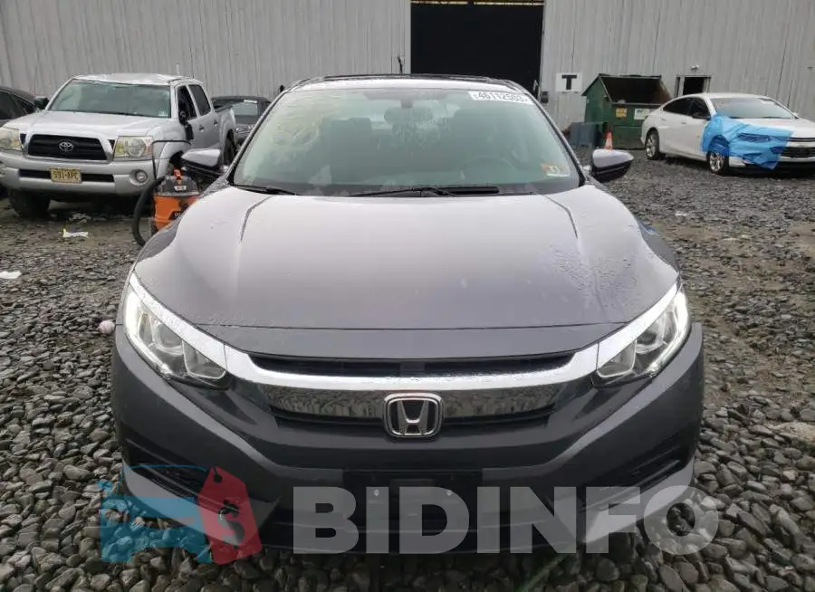 19XFC2F73HE203677 Photo# 5