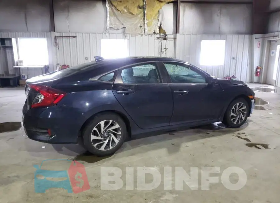19XFC2F78HE222418 Photo# 3