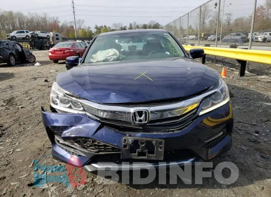 1HGCR2F84HA213486 Photo# 5