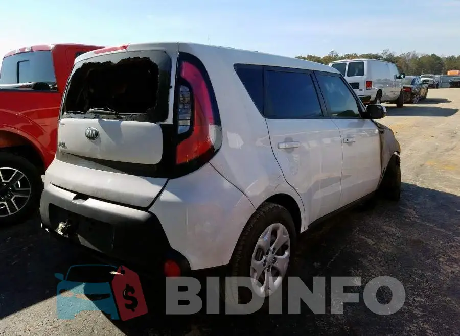 KNDJN2A25F7173255 Photo# 4