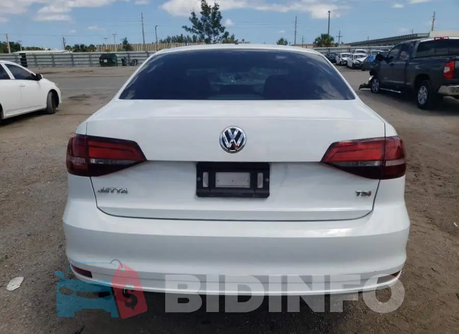 3VW2B7AJ3HM215560 Photo# 6