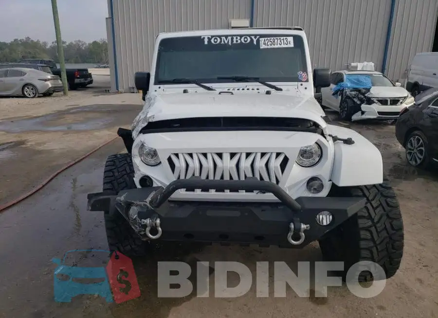 1C4BJWEG3HL625517 Photo# 5
