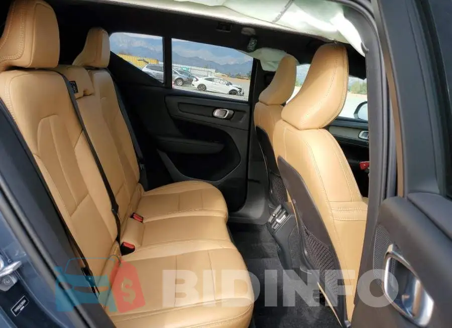 YV4162UL6L2296344 Photo# 11