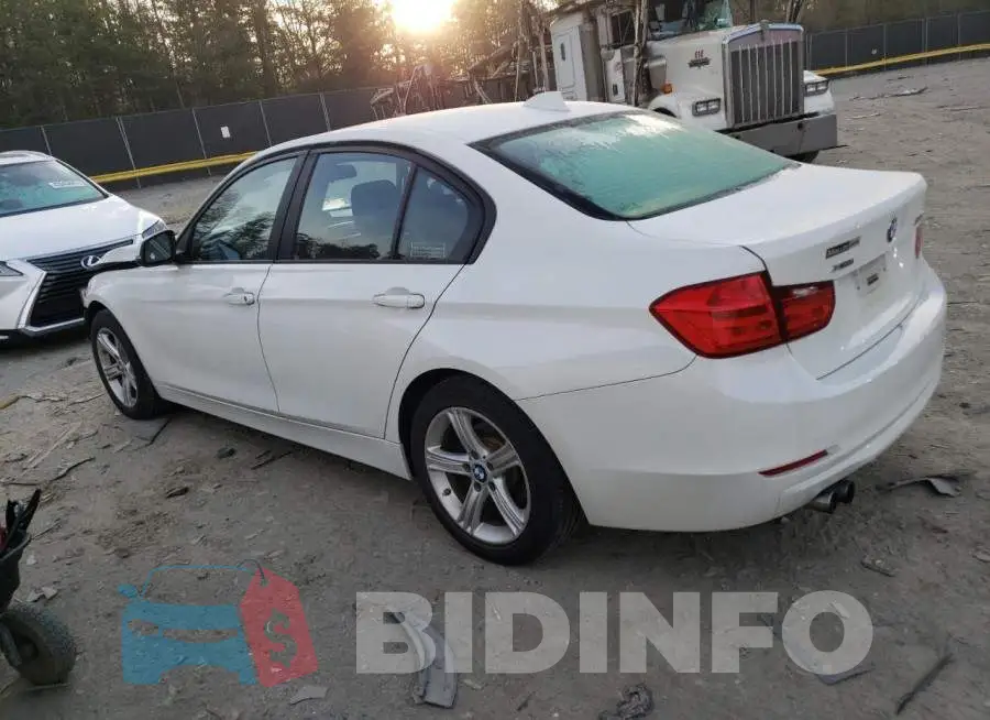 WBA3B3G55FNT18408 Photo# 2