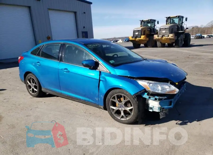 1FADP3F22EL257261 Photo# 4