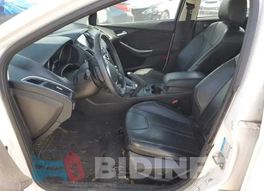 1FADP3N22EL279956 Photo# 7