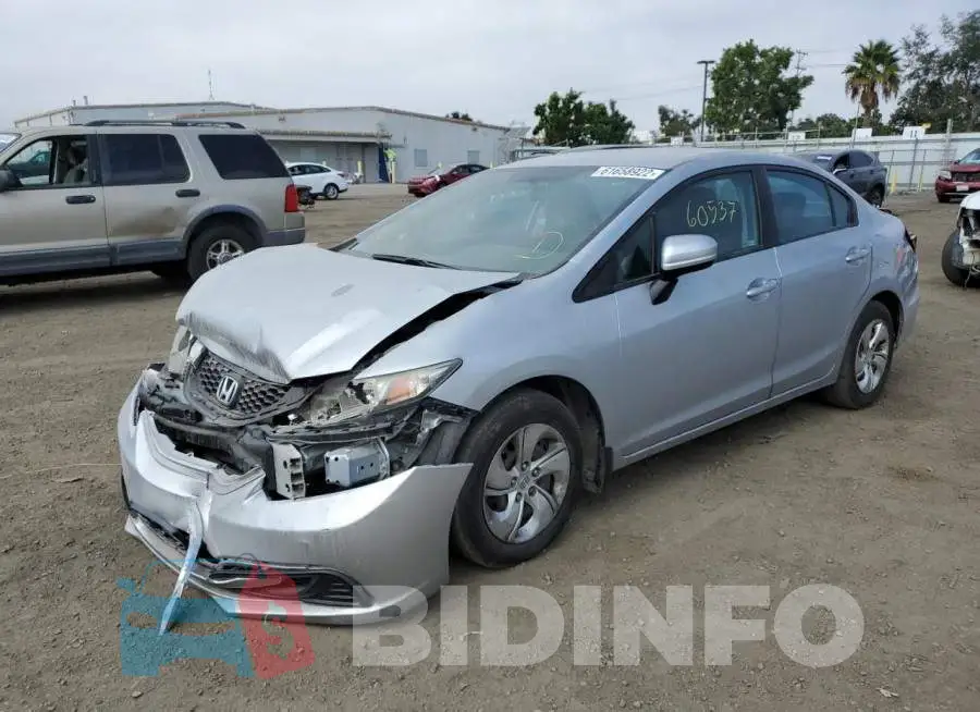 2HGFB2F57FH559523 Photo# 2