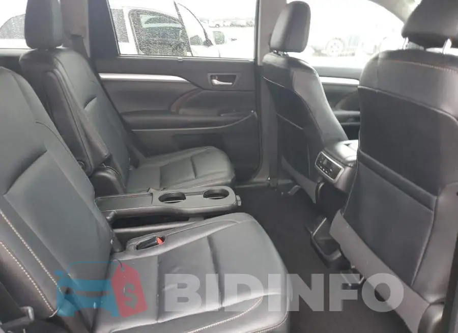 5TDJKRFH5GS277783 Photo# 11