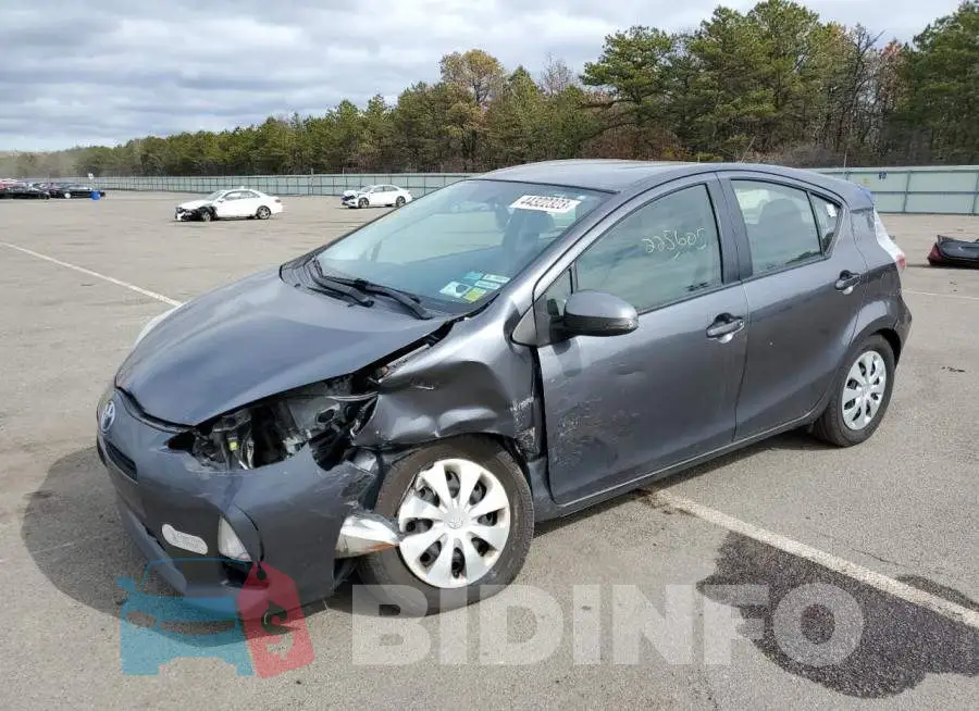 JTDKDTB36E1072246 Photo# 1