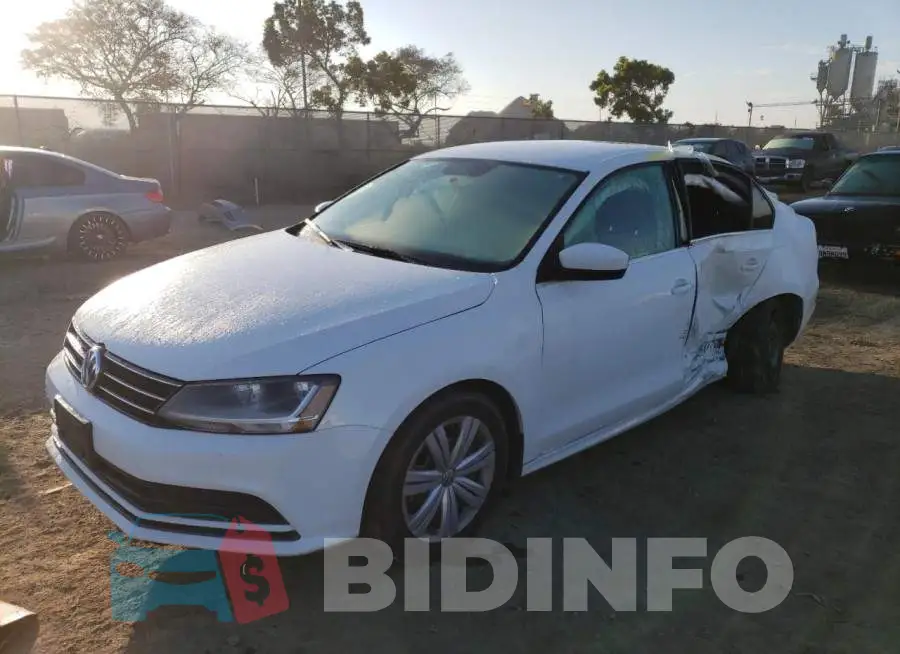 3VW167AJ3HM324634 Photo# 1