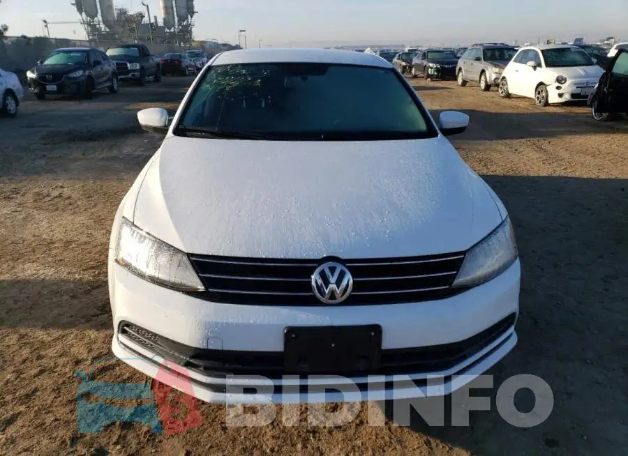 3VW167AJ3HM324634 Photo# 5