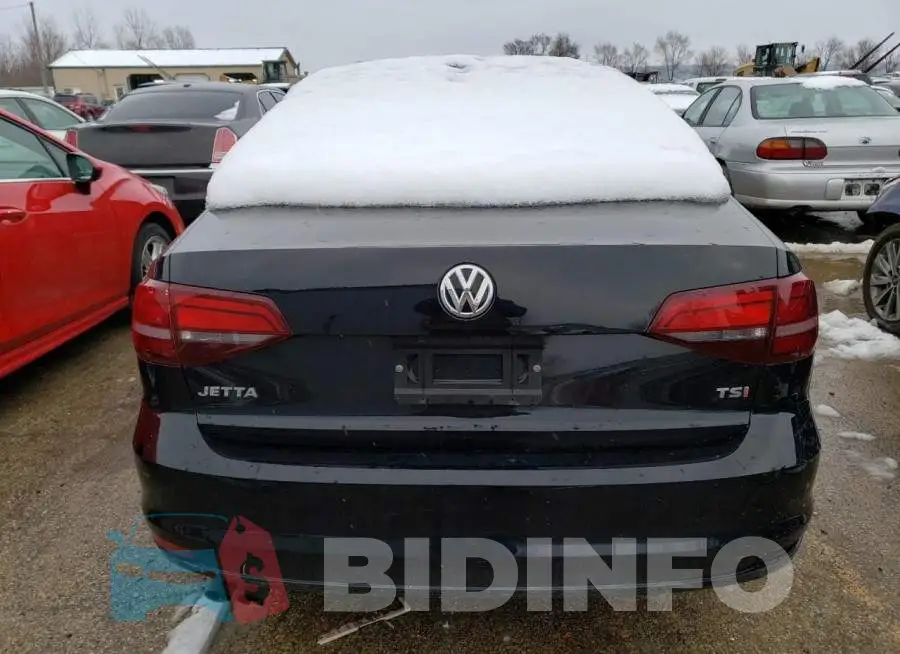 3VW267AJ5GM247882 Photo# 6