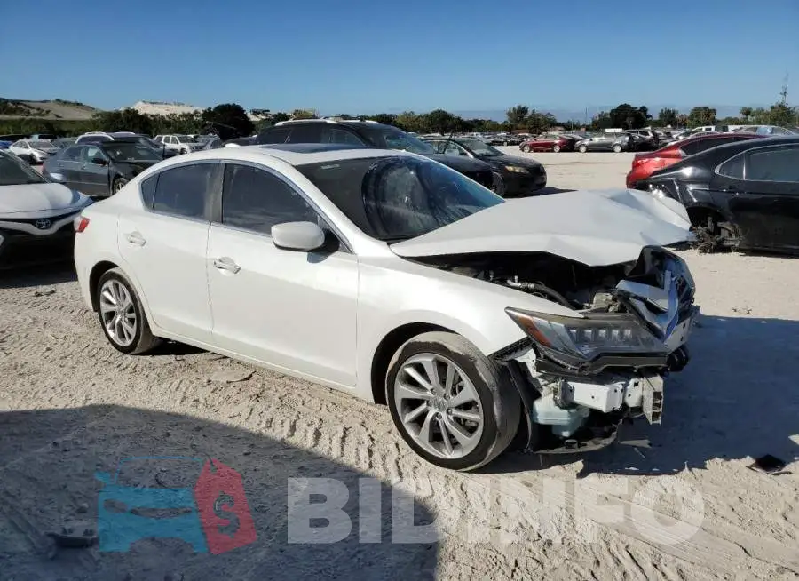 19UDE2F32JA007965 Photo# 4