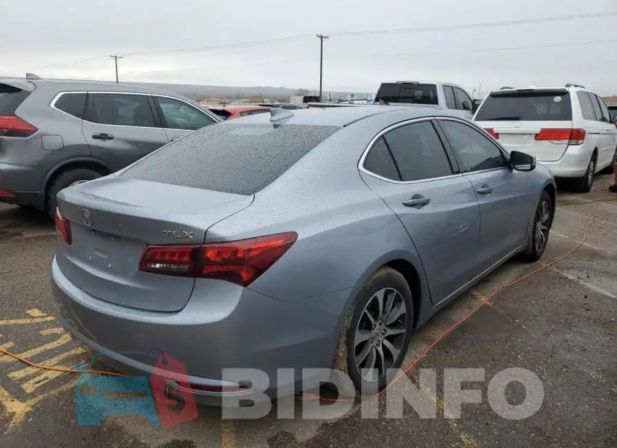 19UUB1F32FA025280 Photo# 3