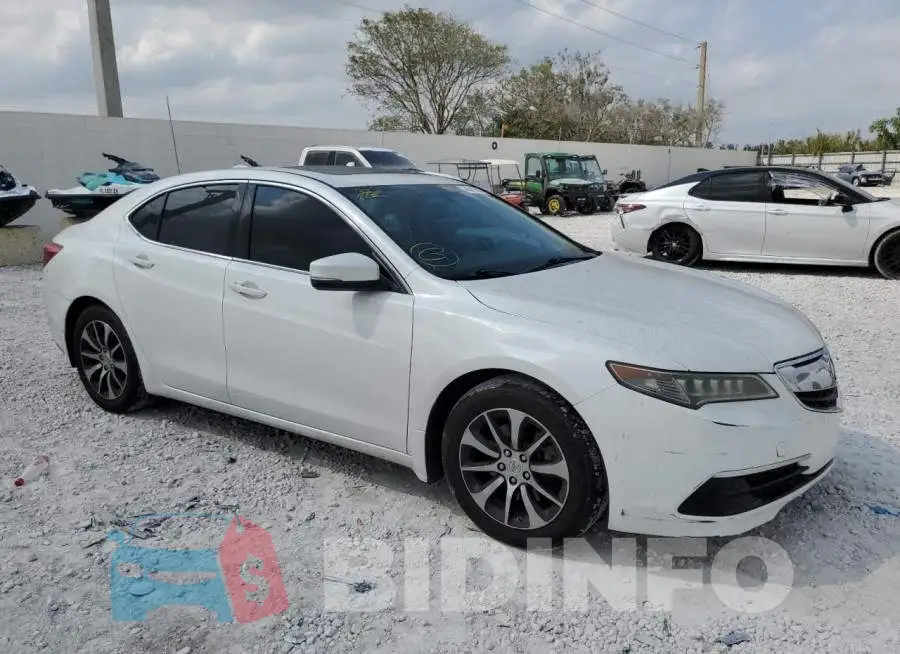 19UUB1F35FA007761 Photo# 4