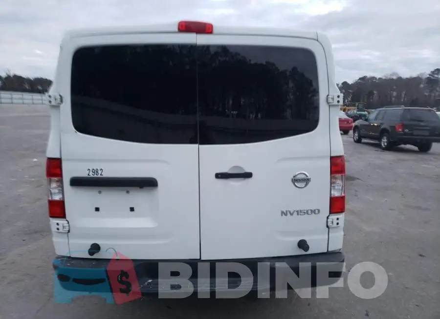 1N6BF0KM4JN814841 Photo# 6
