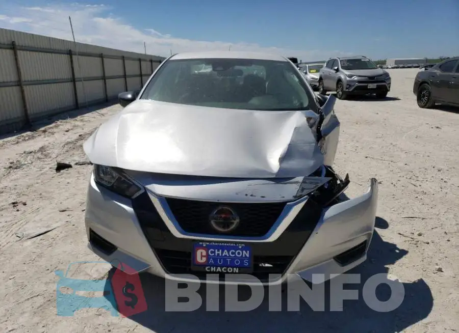 3N1CN8DV7ML811681 Photo# 5
