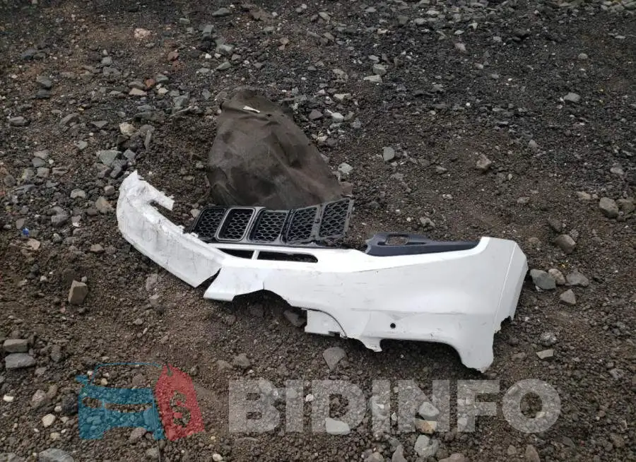 1C4RJFN92JC437657 Photo# 13