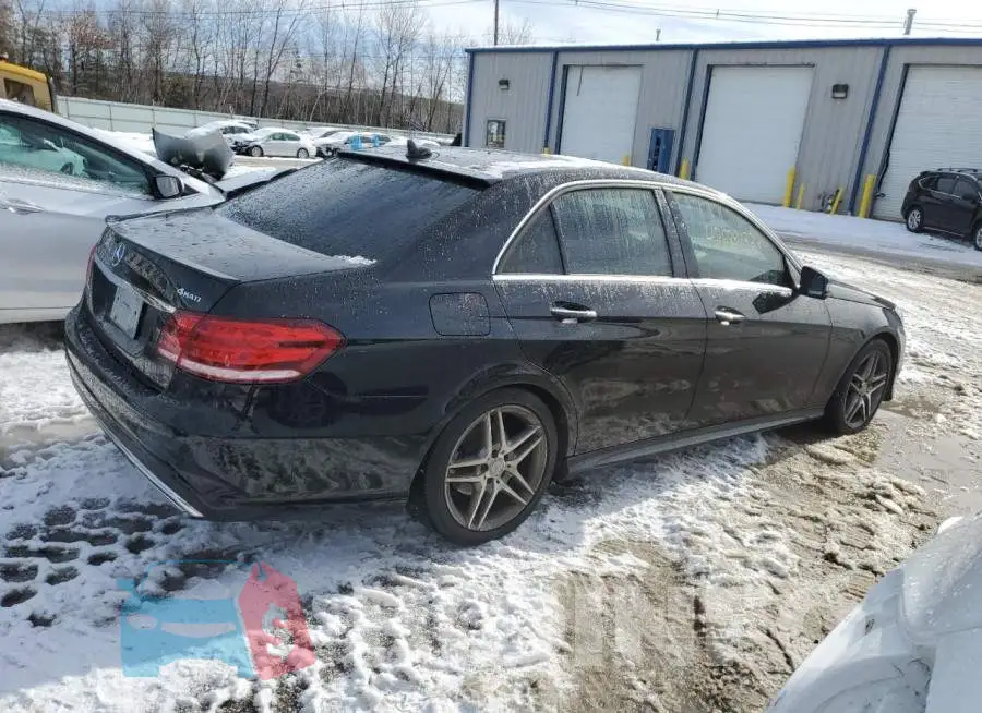 WDDHF8JB1FB143980 Photo# 3