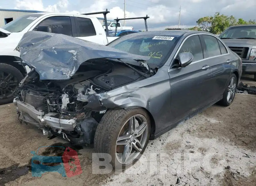 WDDZF4JB1HA135268 Photo# 1