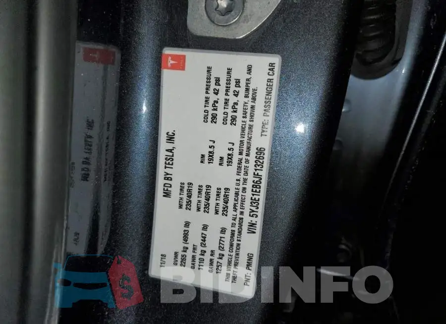 5YJ3E1EB6JF132696 Photo# 13