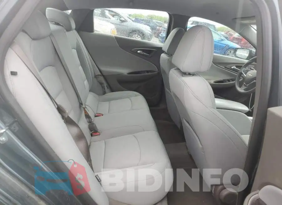1G1ZC5ST4LF110398 Photo# 10