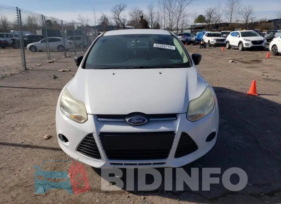 1FADP3E23EL171331 Photo# 5