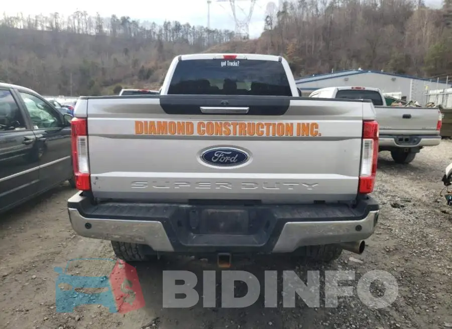 1FT7W2B66JEB79708 Photo# 6