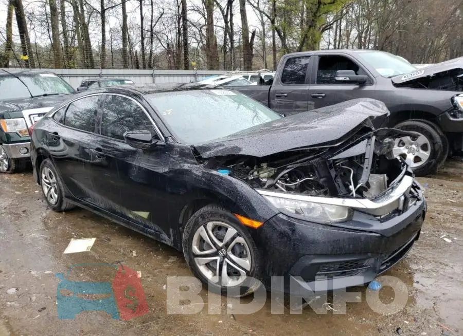 19XFC2F58JE017797 Photo# 4