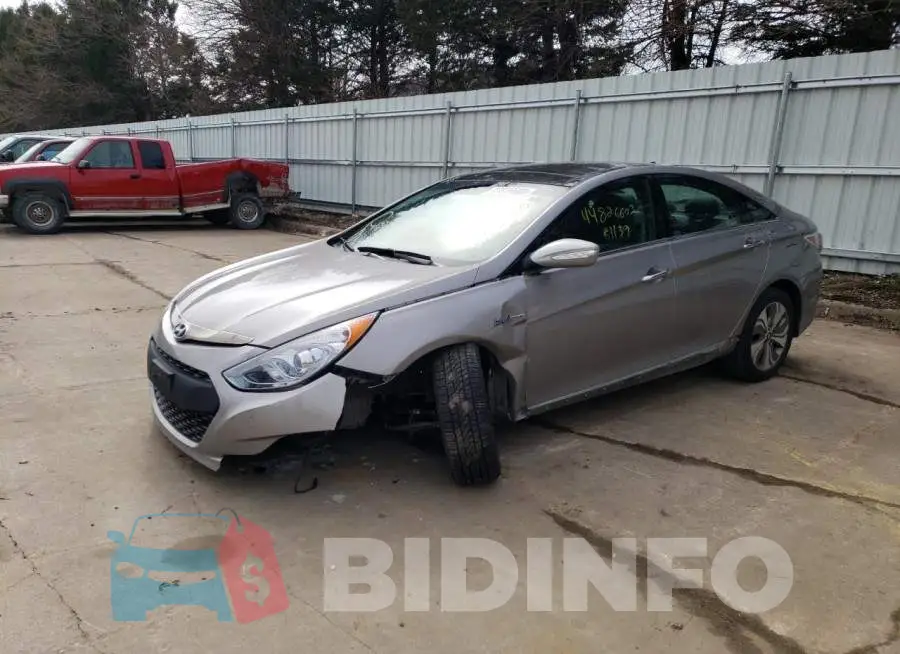 KMHEC4A4XEA106779 Photo# 1
