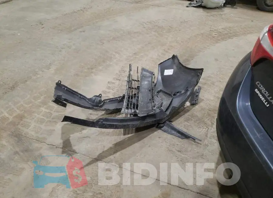 2T1BURHE2FC255457 Photo# 12