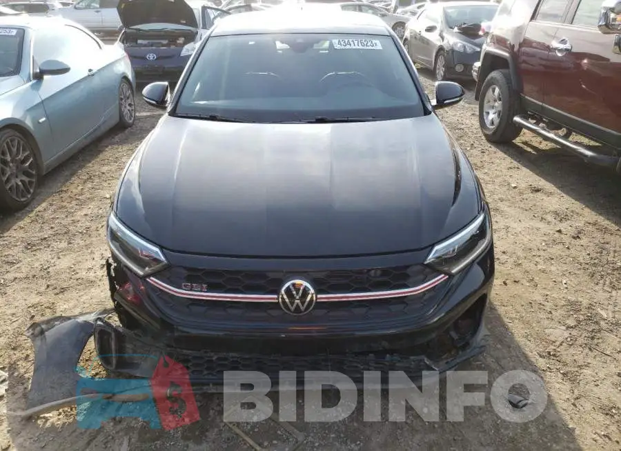 3VW2T7BU7NM008137 Photo# 5