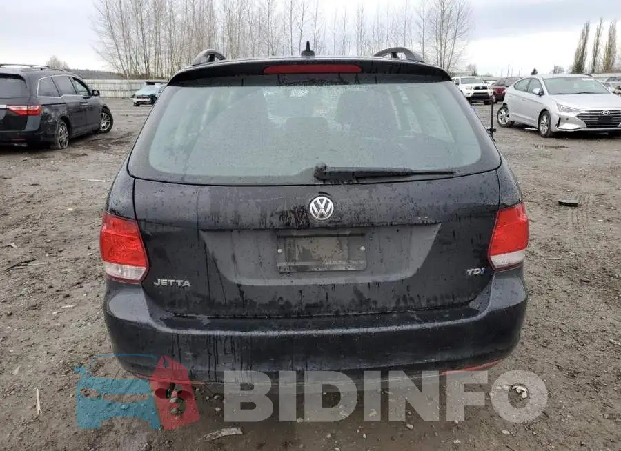 3VWPL7AJ2EM612868 Photo# 6