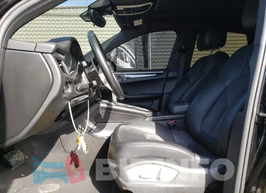 WP1AA2A52JLB17780 Photo# 7