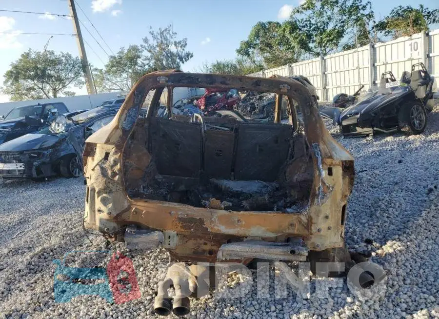 WP1AB2A53FLB53336 Photo# 6