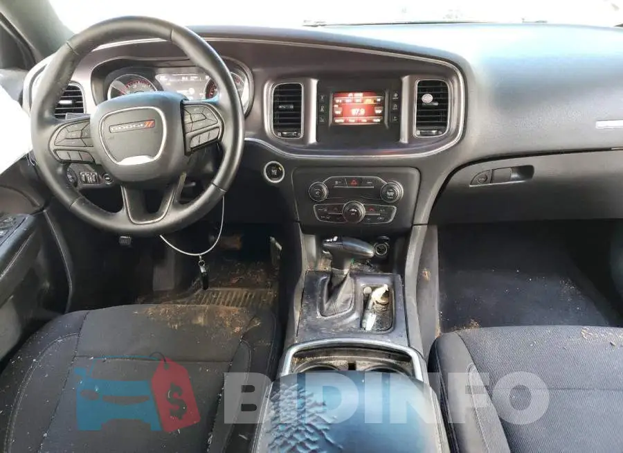 2C3CDXBG5FH908022 Photo# 8